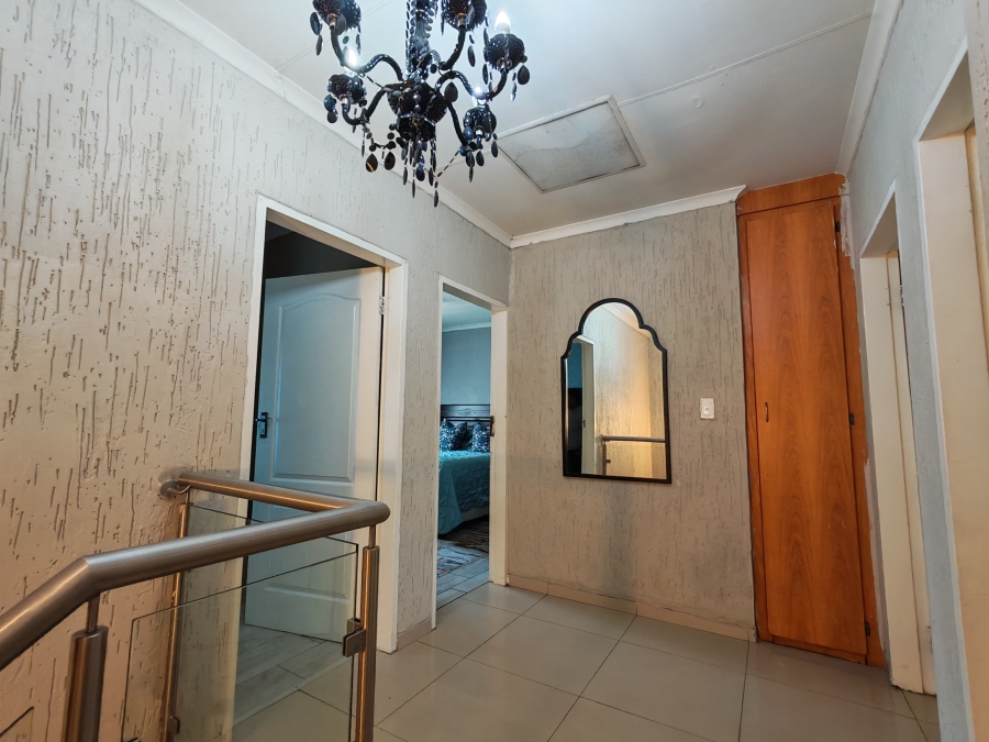 3 Bedroom Property for Sale in Waterval East North West
